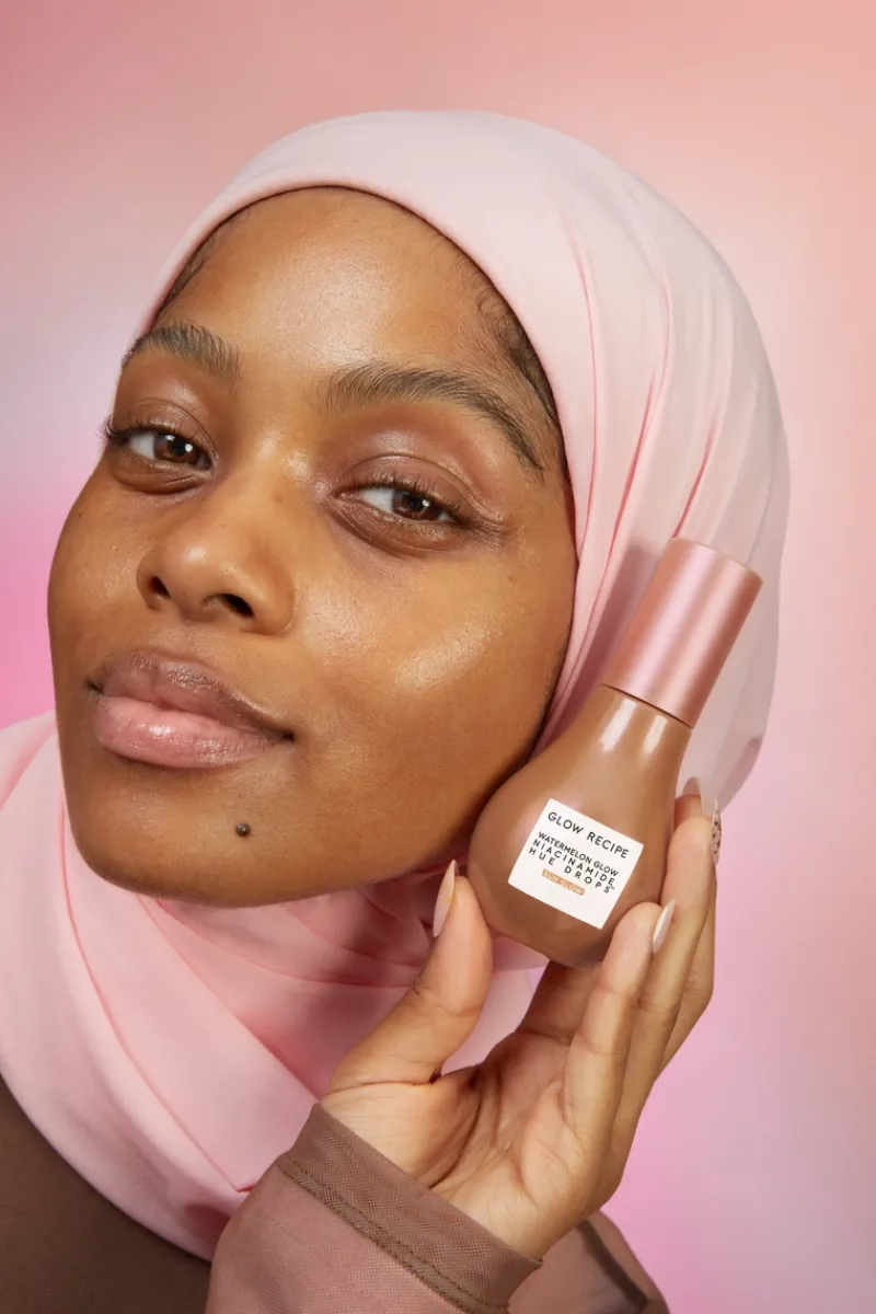 watermelon_glow_niacinami_4.webp Glow Recipe Watermelon Glow Niacinamide Tinted Hue Drops™ - Sun Glow | MECCA New